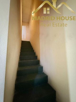 Nave industrial en alquiler en Yeles