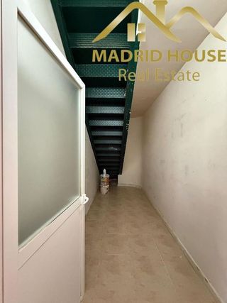 Nave industrial en alquiler en Yeles