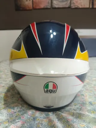 Casco AGV