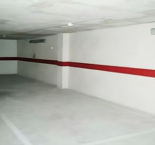 Garaje en venta en Villena