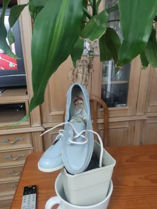 Mocasines azules sin estrenar