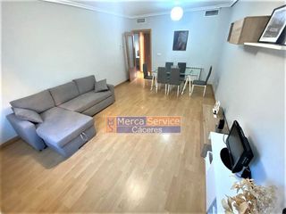 Piso en alquiler en Centro en Cáceres