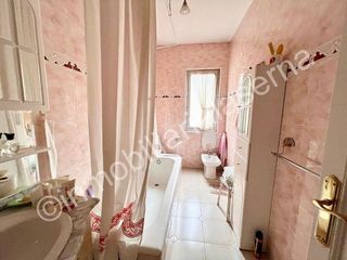 Edificio en venta en Crucero - Pinilla en León