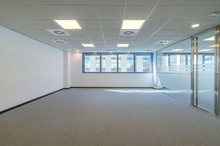 Oficina en alquiler en Sant Just Desvern