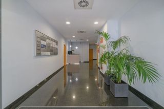 Oficina en alquiler en Sant Just Desvern