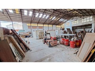 Local comercial en venta en Guadassuar