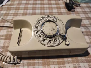 Telefono fisso vintage beige