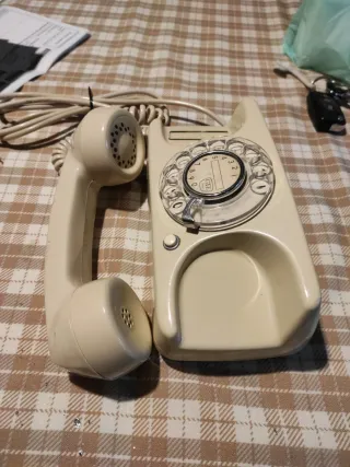 Telefono fisso vintage beige