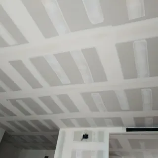 Busco trabajo oficial de obra blanca