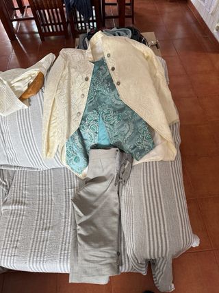 Traje Fallero Novio Beige y Turquesa