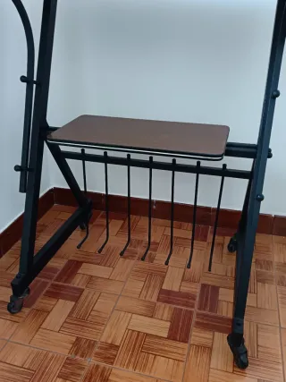 Mesa TV Vintage Madera y Metal