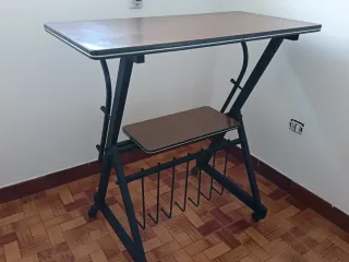 Mesa TV Vintage Madera y Metal