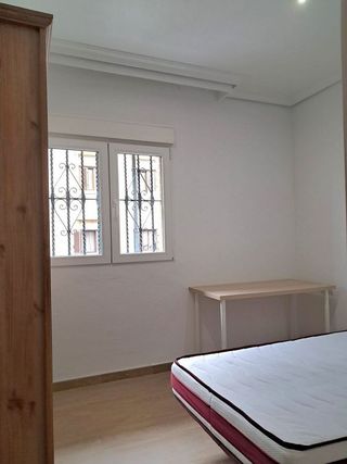 Piso en alquiler en San Julián en Sevilla