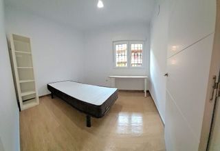 Piso en alquiler en San Julián en Sevilla