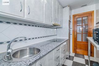 Piso en alquiler en Barrio de Zaidín en Granada