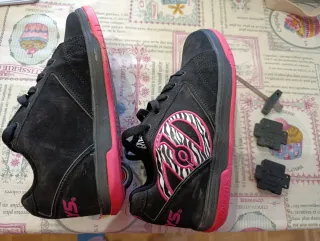 Zapatillas Heelys Negras y Rosas