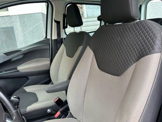 Ford Transit Courier 2019