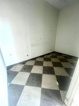 Local comercial en alquiler en Valdefierro en Zaragoza