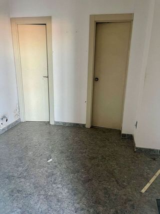 Local comercial en alquiler en Valdefierro en Zaragoza