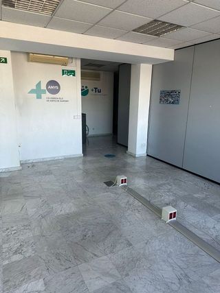 Oficina en alquiler en Mestral en Reus