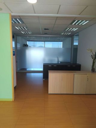 Oficina en venta en Zona Mercat en Rubí