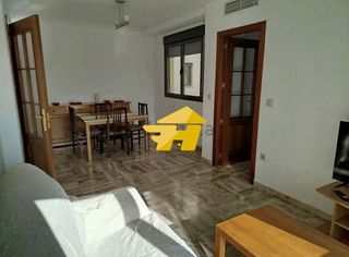 Piso en alquiler en Huerta de la Reina - Trassierra en Córdoba