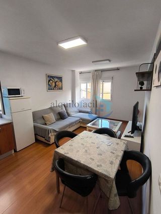 Piso en alquiler en El Molinillo - Capuchinos en Málaga