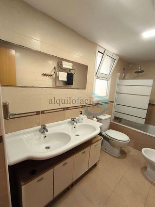 Piso en alquiler en El Molinillo - Capuchinos en Málaga