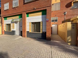 Local comercial en alquiler en El Candado - El Palo en Málaga