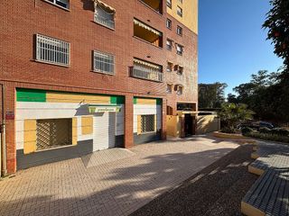 Local comercial en alquiler en El Candado - El Palo en Málaga