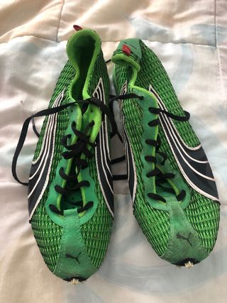 Zapatillas Puma velocidad con tacos  número 42 1/2