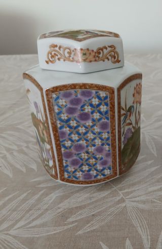 Joyero porcelana flores y pájaros