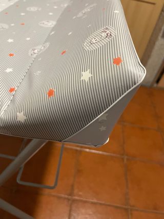 Cambiador con bañera para bebé