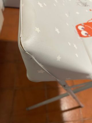 Cambiador con bañera para bebé