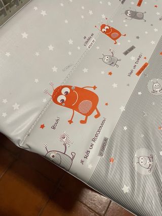 Cambiador con bañera para bebé