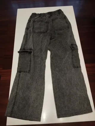 Pantalón Cargo Stradivarius Talla 36
