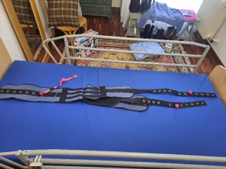 Cama articulada médica