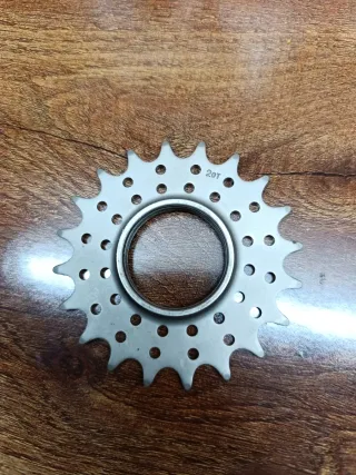 Piñón Fixie Pista 20 Dientes