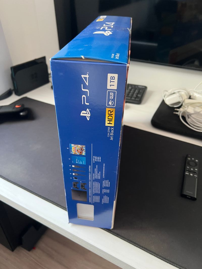 PlayStation 4 Slim 1TB en Caja, 2 Mandos, 2 Juegos afbeelding 4