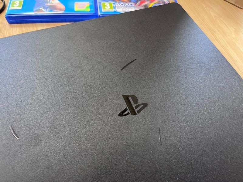 PlayStation 4 Slim 1TB en Caja, 2 Mandos, 2 Juegos afbeelding 8