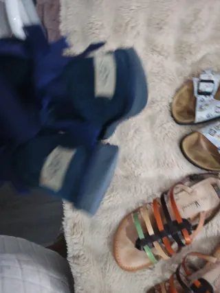 Lote UGG Botas y Sandalias Talla 40/41