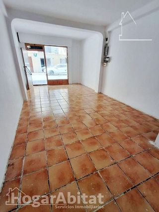 Local comercial en venta en Benicalap en Valencia