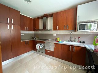 Chalet en venta en Vallirana