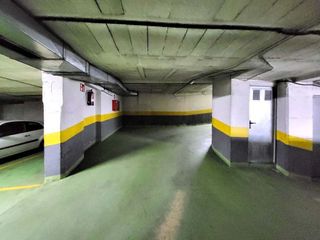 Garaje en alquiler en As Travesas - Balaídos en Vigo