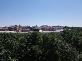 Piso en alquiler en Cortes - Huertas en Madrid