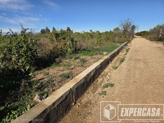 Terreno en venta en Zona Urbanizaciones en Alzira