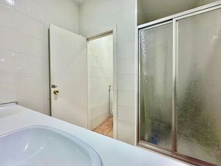 Local comercial en alquiler en Playa de la Fontanilla en Marbella