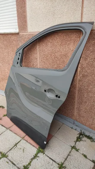 Puerta Delantera Izquierda Renault Trafic
