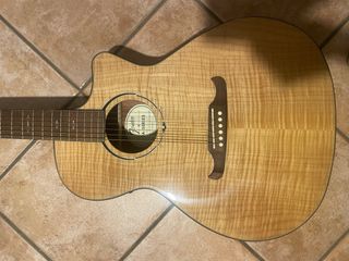 Chitarra Acustica Elettrificata Fender