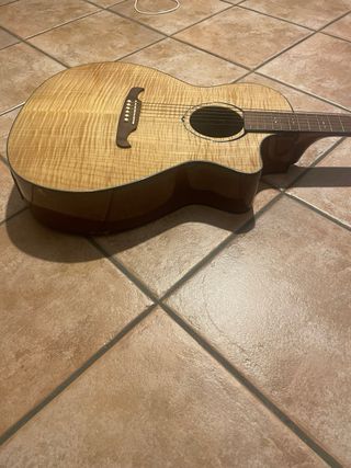 Chitarra Acustica Elettrificata Fender